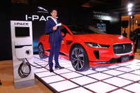 錦織選手「大坂選手のプレーにしびれた」…ジャガーの電気自動車 I-PACE 発表会で 画像