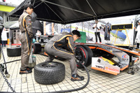 アシックスのワーキングシューズをモータースポーツの中で体験 画像