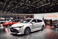トヨタ カローラ にワゴン、2種類のハイブリッド設定…パリモーターショー2018 画像