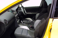 【東京シヨー2001出品車】マツダ『アテンザ』---大は小を兼ねるってわけじゃ 画像