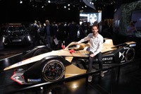 DSがフォーミュラE レーサー発表、モーターは338馬力…パリモーターショー2018 画像