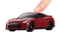 エンジン音搭載の『トミカ4D GT-R』を日産『GT-R』実車と聴き比べる　10月27・28日 画像