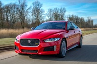 ジャガー XE、2グレード追加の2019年モデル受注開始　コネクティビティ機能強化 画像