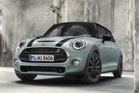 MINI、レトロモダンな限定車2機種発売へ　5ドア初のMTモデルも登場 画像