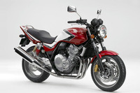 ホンダ CB400 SUPER FOUR に新設計エンジンを搭載 画像