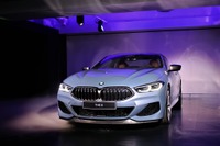 BMW 8シリーズ 新型…ラグジュアリークーペを再定義し、プレミアムなドライビング体験を問う 画像