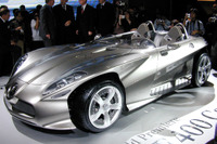【東京ショー2001速報】メルセデスベンツのリアルスポーツ、『F400』 画像