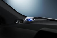 アルパイン、ツィーターが自動昇降する車種専用高音質3ウェイスピーカー発売へ 画像