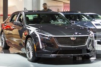 キャデラック CT6 に550馬力の「V」、8万8790ドルから…デトロイトモーターショー2019 画像