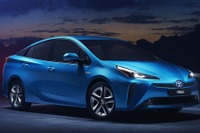 トヨタ プリウス、WLTP燃費は24.4km/リットル…2019年型を欧州で発表 画像