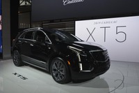 キャデラック XT5 にスポーツパッケージ…シカゴモーターショー2019で発表 画像