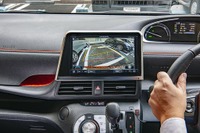マルチカメラ映像を市販ナビに表示、データシステムから3車種 画像