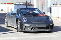 991型最後のポルシェ911「スピードスター」プロトタイプをドイツで目撃 画像