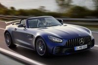 メルセデス AMG GT ロードスターに585馬力の最強「R」、ジュネーブモーターショー2019で発表予定 画像