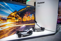 VWの3輪電動キックボード、ラストマイルの移動手段を提案…ジュネーブモーターショー2019 画像