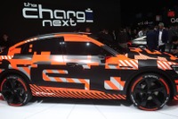 アウディの電動SUV『e-tron』、クーペ派生へ…ジュネーブモーターショー2019 画像