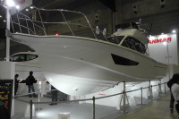 ヤンマー、釣りと快適なクルージングを両立させた「EX38FB」を初披露…ジャパンボートショー2019 画像