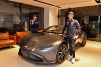 アストンマーティンが、F1開幕直前ファンイベントを開催! フェルスタッペンとガスリーも来場 画像
