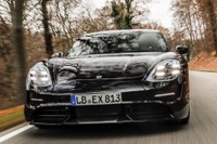 ポルシェのEV タイカン、9月デビューが決定…全世界で2万人以上が購入を希望 画像