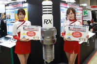 VRでプラグ交換とトルクチャレンジに挑戦、NGK…IAAE 2019 画像