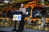 シボレーの新型EVを米国で生産へ…GM全車種に電動車設定の一環 画像