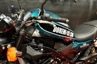 カワサキ Z900RS をコスプレ、インナータンク&“フェイク”ステーの新発想…東京モーターサイクルショー2019 画像