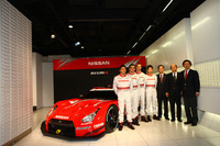 【日産スポーツ】GT-R は開幕戦に間に合うのか!? 画像