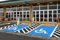 障害者専用駐車場の適正利用を促進---事例集を作成 国交省 画像
