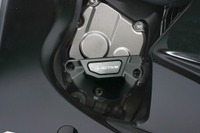 アクティブ、ZX-10R 用エンジンカバースライダー発売 転倒時のダメージ軽減 画像