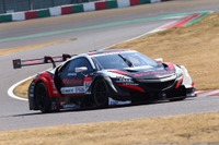 SUPER GTマシンを彩るエプソンの技術、カラーラッピング制作動画を公開 画像