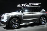 三菱 e-Yiコンセプト、次世代の電動SUV発表…上海モーターショー2019 画像