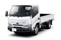 トヨタ、ダイナ と トヨエース の2トン積系を一部改良…ソナーやバックカメラ、LEDヘッドランプを標準装備 画像