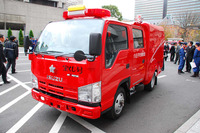 多機能型消防車、登場…消防団に助っ人 画像