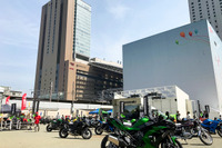 カワサキプラザがモーターサイクル&アパレルフェアを大阪駅前で開催 4月21日 画像