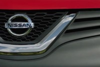 日産が新型商用車、NV250 発表へ…ルノー カングー 次期型と兄弟関係に 画像