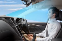 日産 プロパイロット2.0、高速道路の車線変更も手を添えるだけ 画像