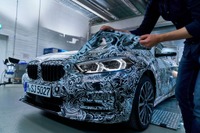 BMW 1シリーズ 新型、最新プロトタイプの画像…今秋発表へ 画像