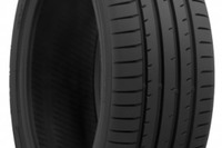 【マツダ3 新型】トーヨータイヤ「プロクセス」を新車装着 215/45R18サイズ 画像