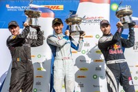 【レッドブル・エアレース 第2戦】室屋が今シーズン2連勝!年間王者に向けて大きく前進! 画像