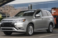 三菱 アウトランダー PHEV、ベストグリーンビークルハイブリッド/PHEV賞を受賞 画像