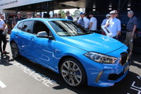 BMWがMタウンを展開、M135i など「やりすぎ」が人気…グッドウッド2019 画像