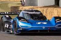 VWのEVレーサーが20年ぶり新記録、F1マシン超えた…グッドウッド2019のヒルクライム 画像