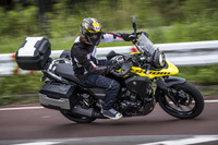 【スズキ Vストローム250 試乗】250ccでも堂々たるスタイル!“軽SUV”のような存在…青木タカオ 画像