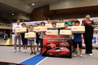 RCカー・タミヤグランプリ、マツダ体育館で開催---マツダ3 新登場 画像