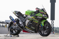 カワサキ Ninja ZX-10RR 鈴鹿8耐仕様---ここまで見る［詳細画像］ 画像