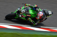 【鈴鹿8耐】4時間経過…Kawasaki Racing Teamがトップ浮上、YAMAHA FACTORY RACING TEAMとRed Bull Hondaが追う展開 画像