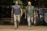 あまりにも派手なのでロック様が笑ってしまった…『ワイルド・スピード/スーパーコンボ』 画像