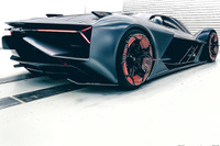 ランボルギーニの新型ハイブリッド「ウニコ」、V12+モーター3基で1000馬力か 画像