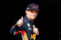 【F1 ハンガリーGP】レッドブル・ホンダ初ポール、フェルスタッペンがF1史上100人目のポールポジション獲得者に 画像