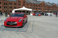GT-R レーシングカーが横浜を走る!…日産 Potential for Your Driving 画像